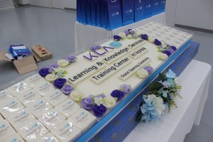 kla 트레이닝센터 오픈기념떡케이크 1.6M